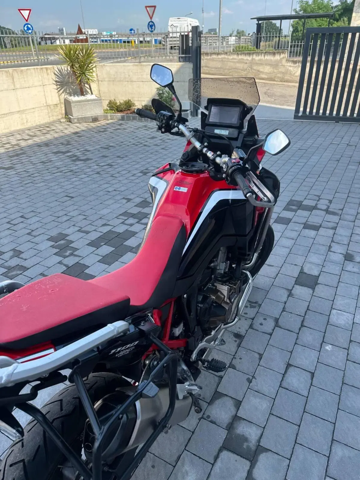 Honda Africa Twin CRF 1100L DCT (2020 - 21) (6)