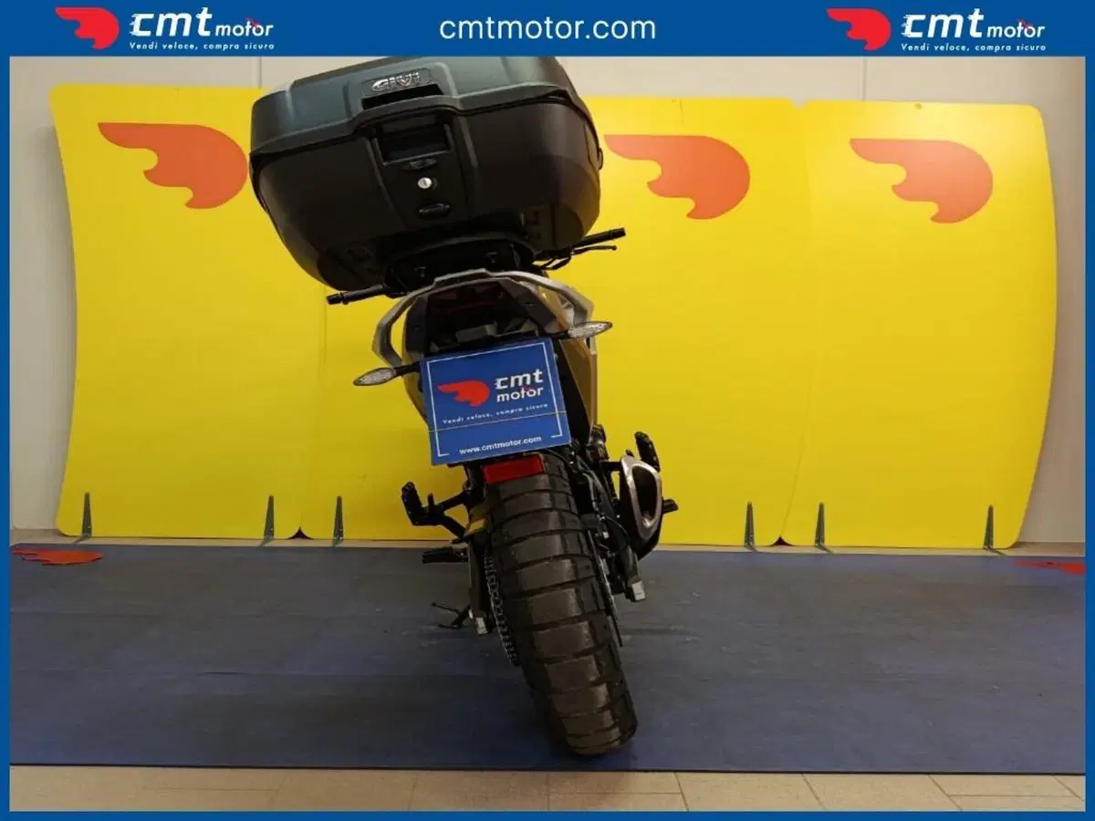 Moto Morini X-Cape 650 (2021 - 26) (4)