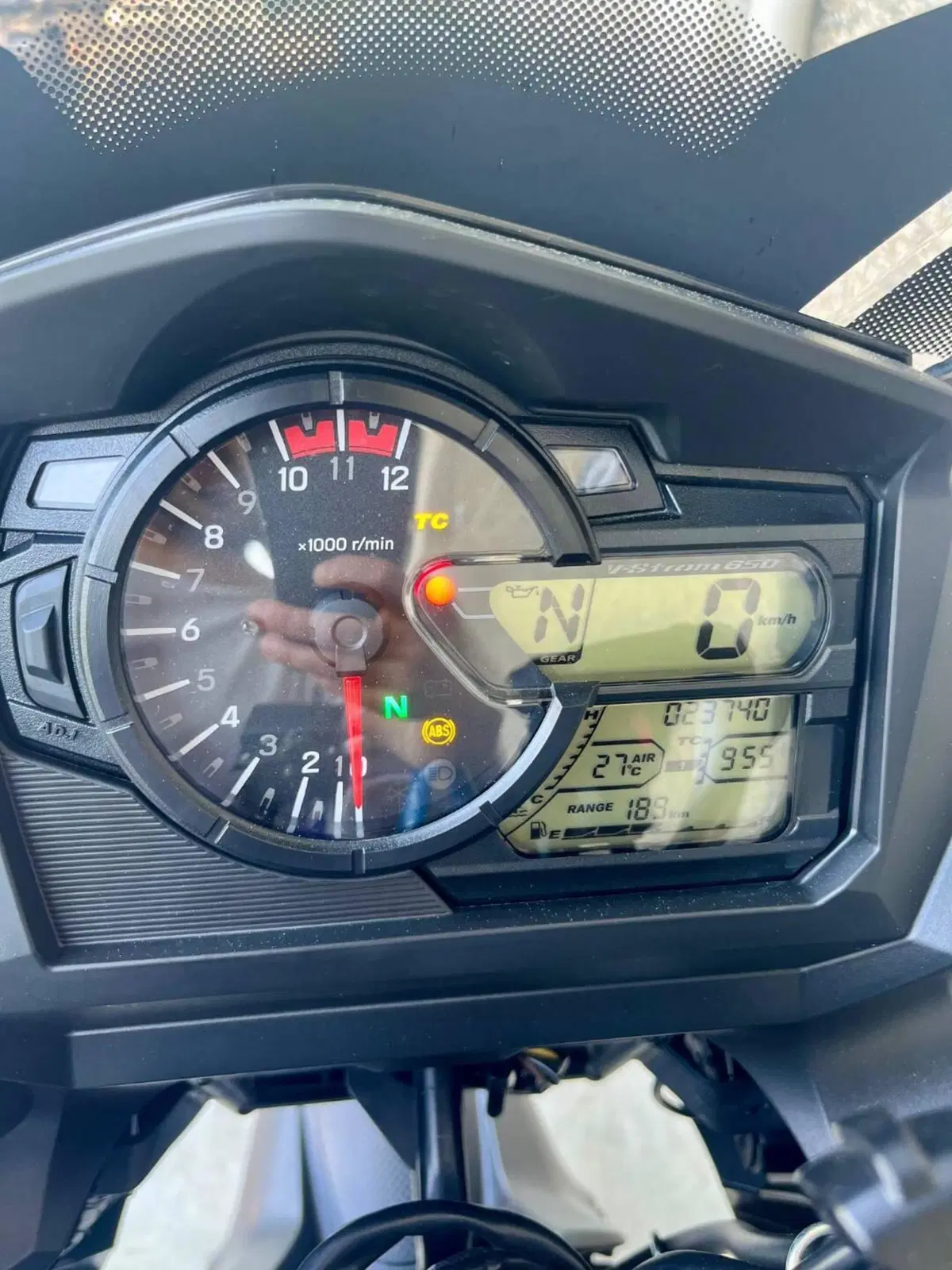 Suzuki V-Strom 650 (2021 - 25) (8)
