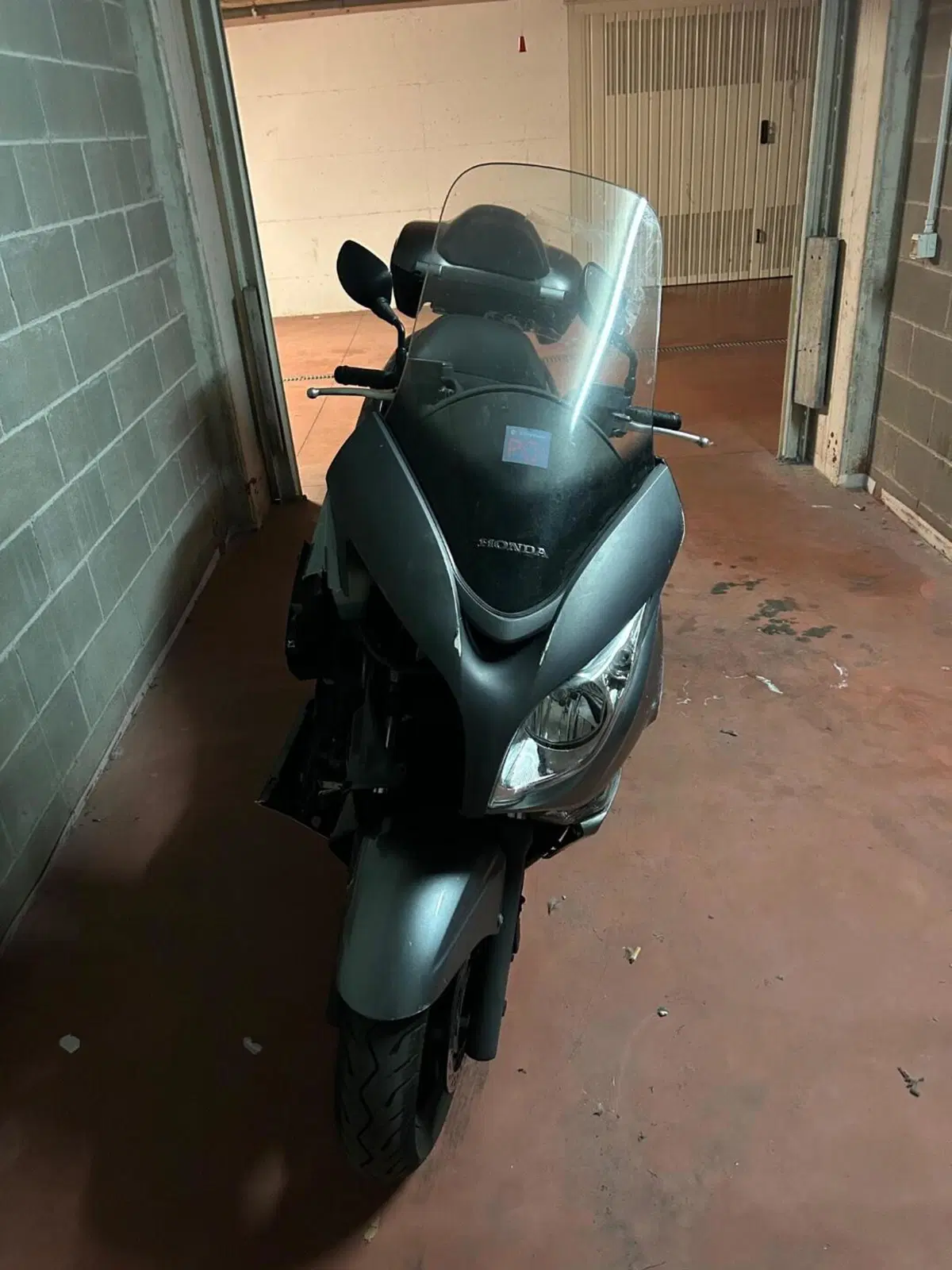 Honda Silver Wing 400 (2006 - 09) (4)