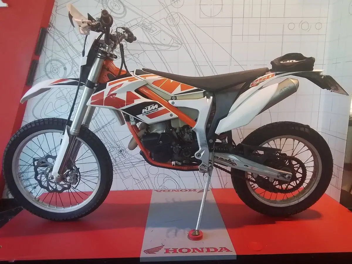 KTM Freeride 250 R (2013 - 17) (7)