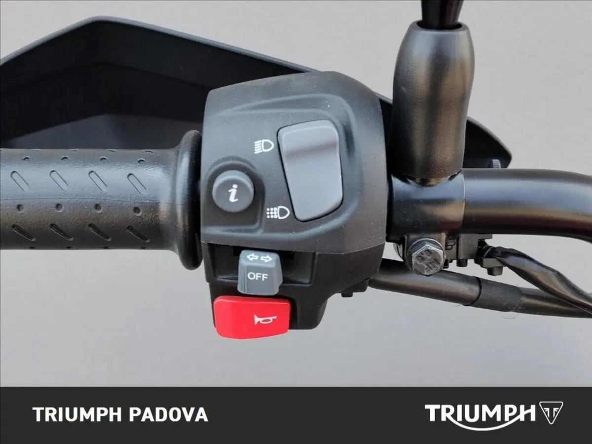Triumph Scrambler 400 X (2024 - 26) (12)