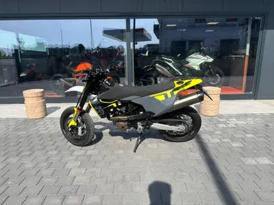 Husqvarna 701 Supermoto (2023 - 25) usata