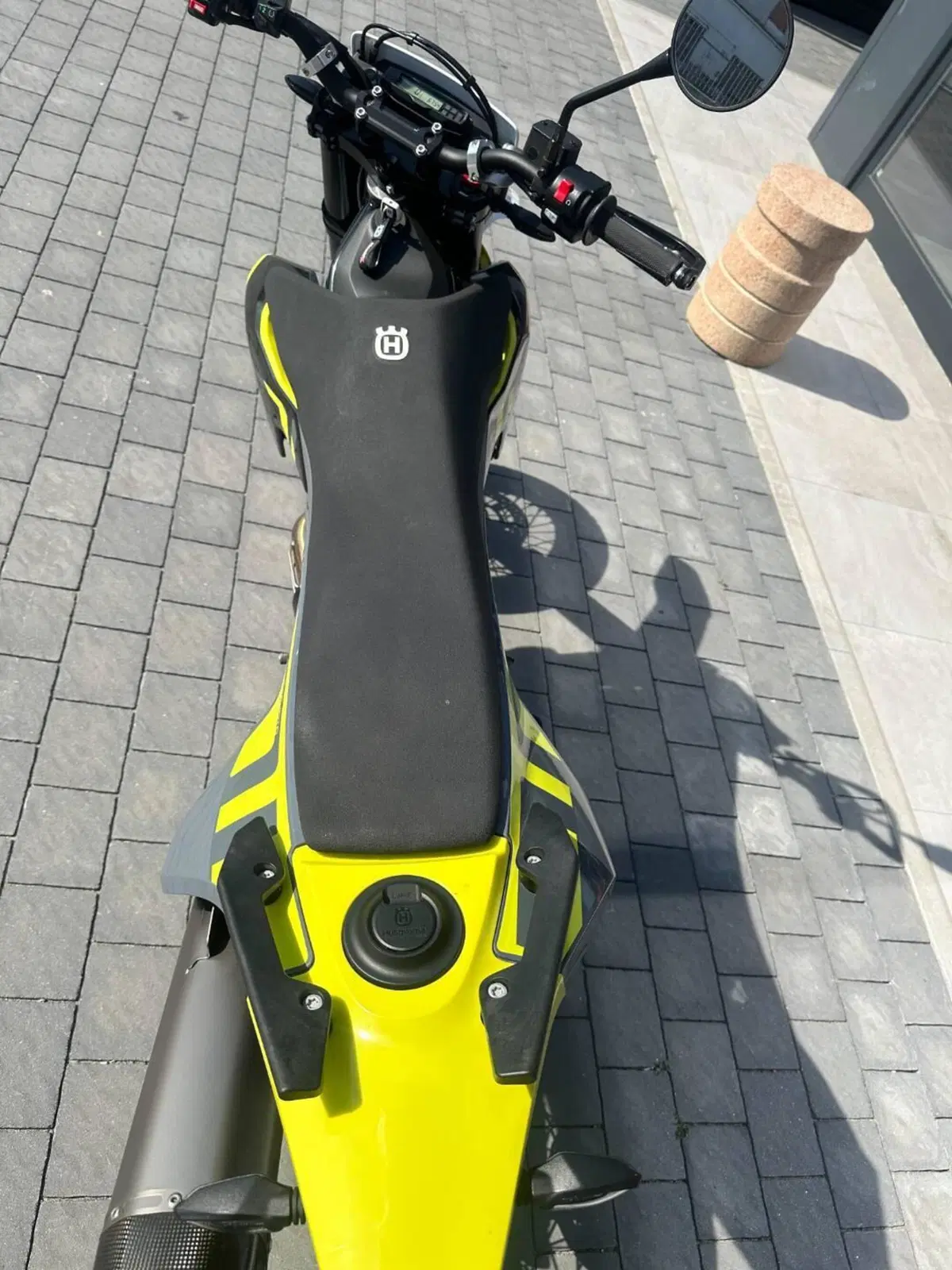 Husqvarna 701 Supermoto (2023 - 25) (8)