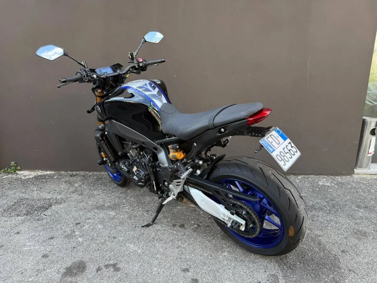 Yamaha MT-09 SP (2021 - 23) (3)