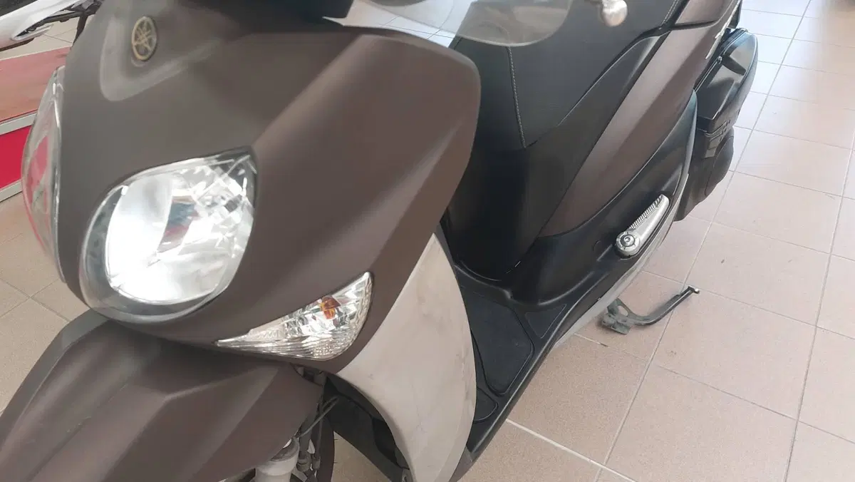 Yamaha Xenter 125 (2015 - 17) (2)