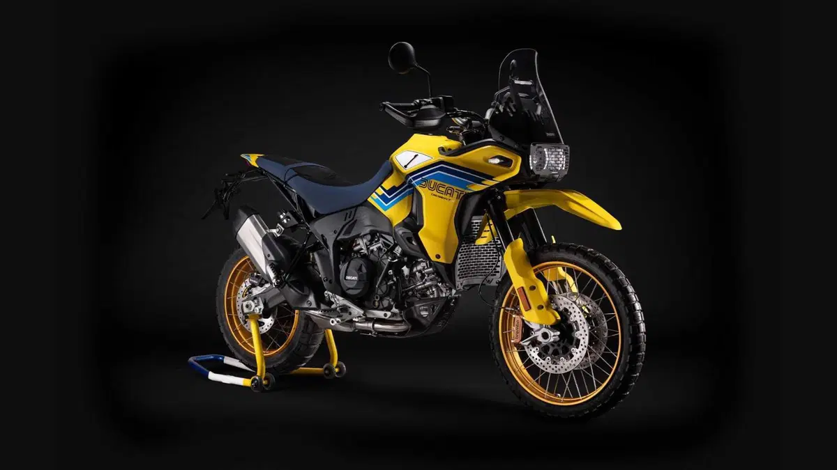 Ducati DesertX DesertX 100 (2026)