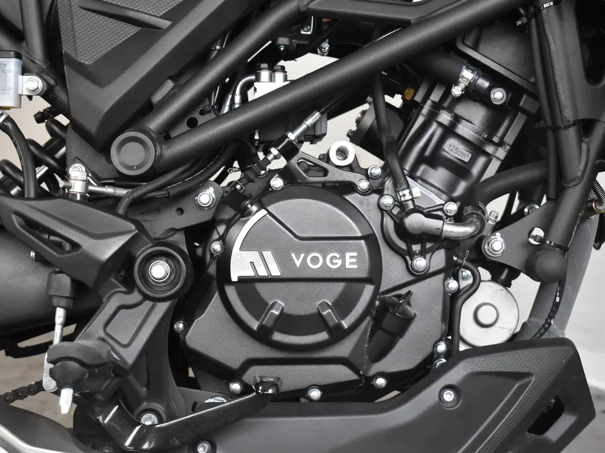 Voge Brivido 125R (2023 - 26) (9)