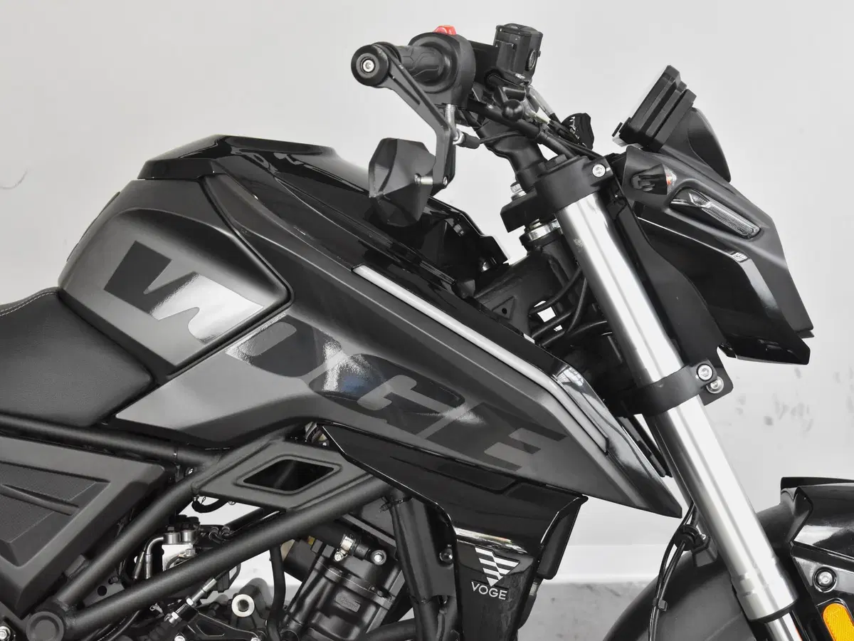 Voge Brivido 125R (2023 - 26) (12)