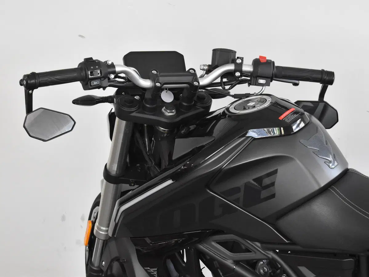 Voge Brivido 125R (2023 - 26) (18)