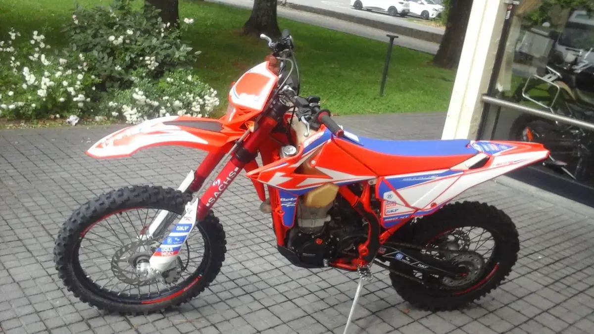 Betamotor RR 350 4T Enduro EFI (2018) (2)