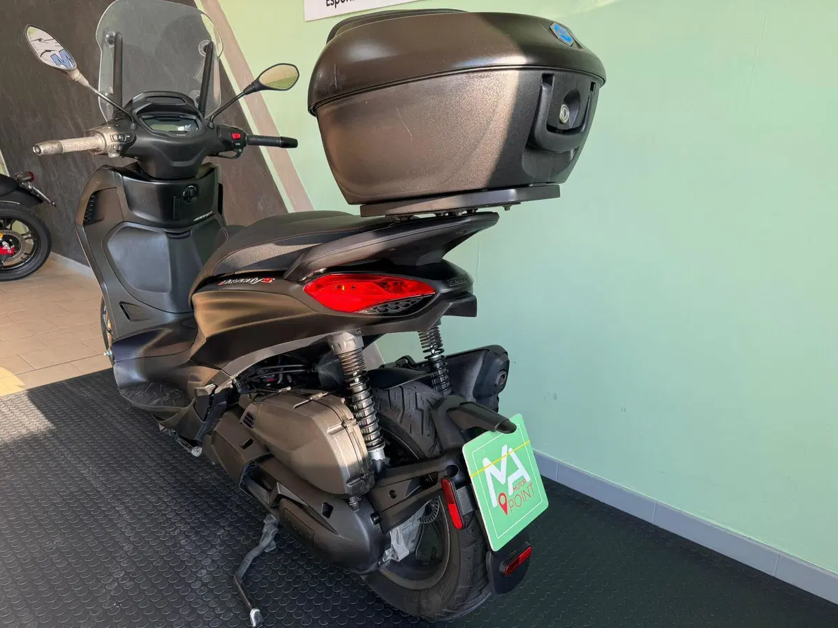 Piaggio Beverly 400 ABS-ASR (2021 - 24) (10)