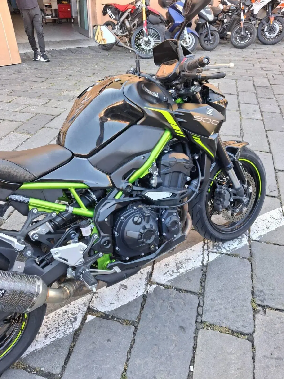 Kawasaki Z 900 Performance (2021 - 24) (3)