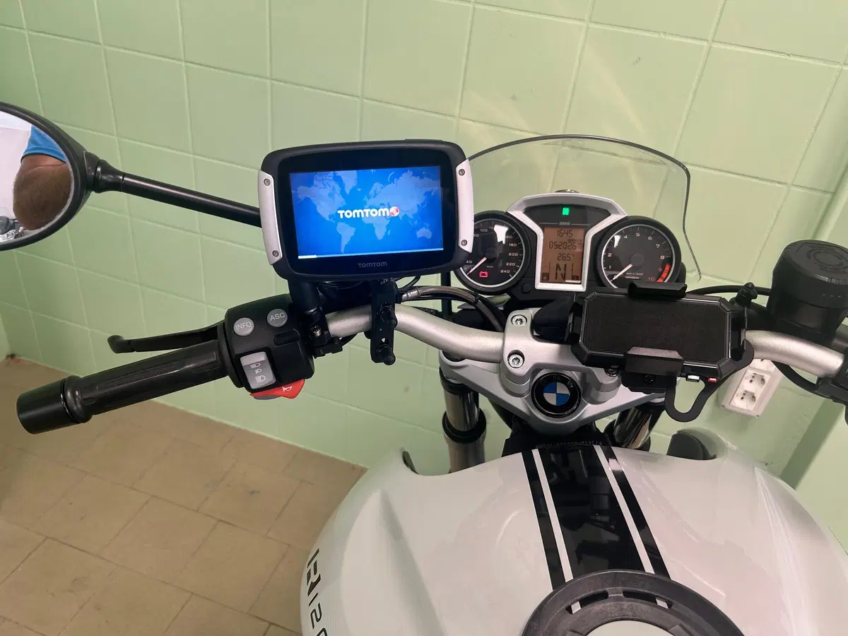 Bmw R 1200 R (2006 - 11) (5)