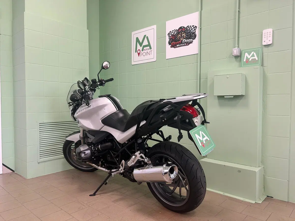 Bmw R 1200 R (2006 - 11) (17)