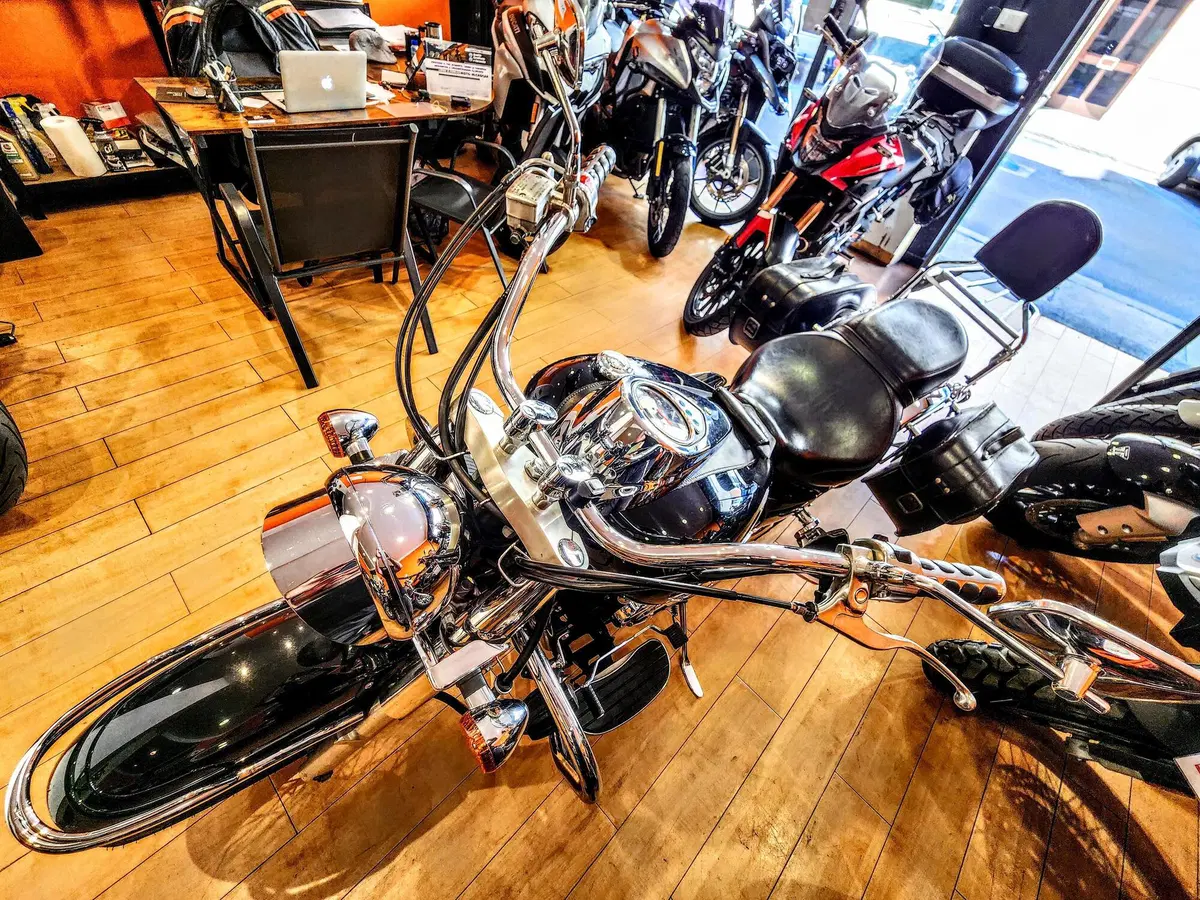 Kawasaki Vulcan VN 900 Classic (2006 - 10) (20)