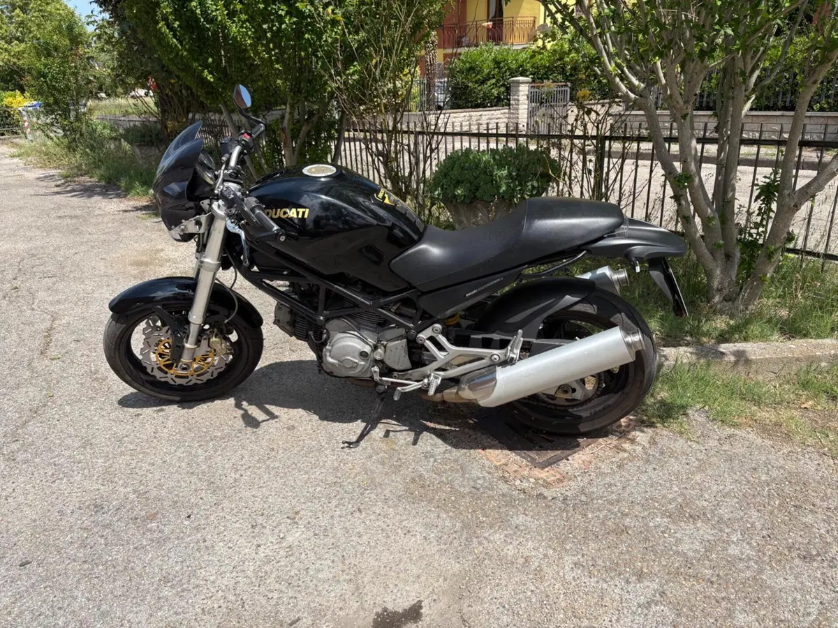 Ducati Monster 620 Dark (2003 - 06)