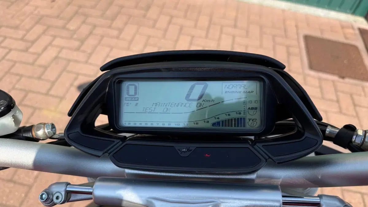 MV Agusta Brutale 800 RR (2017 - 20) (9)