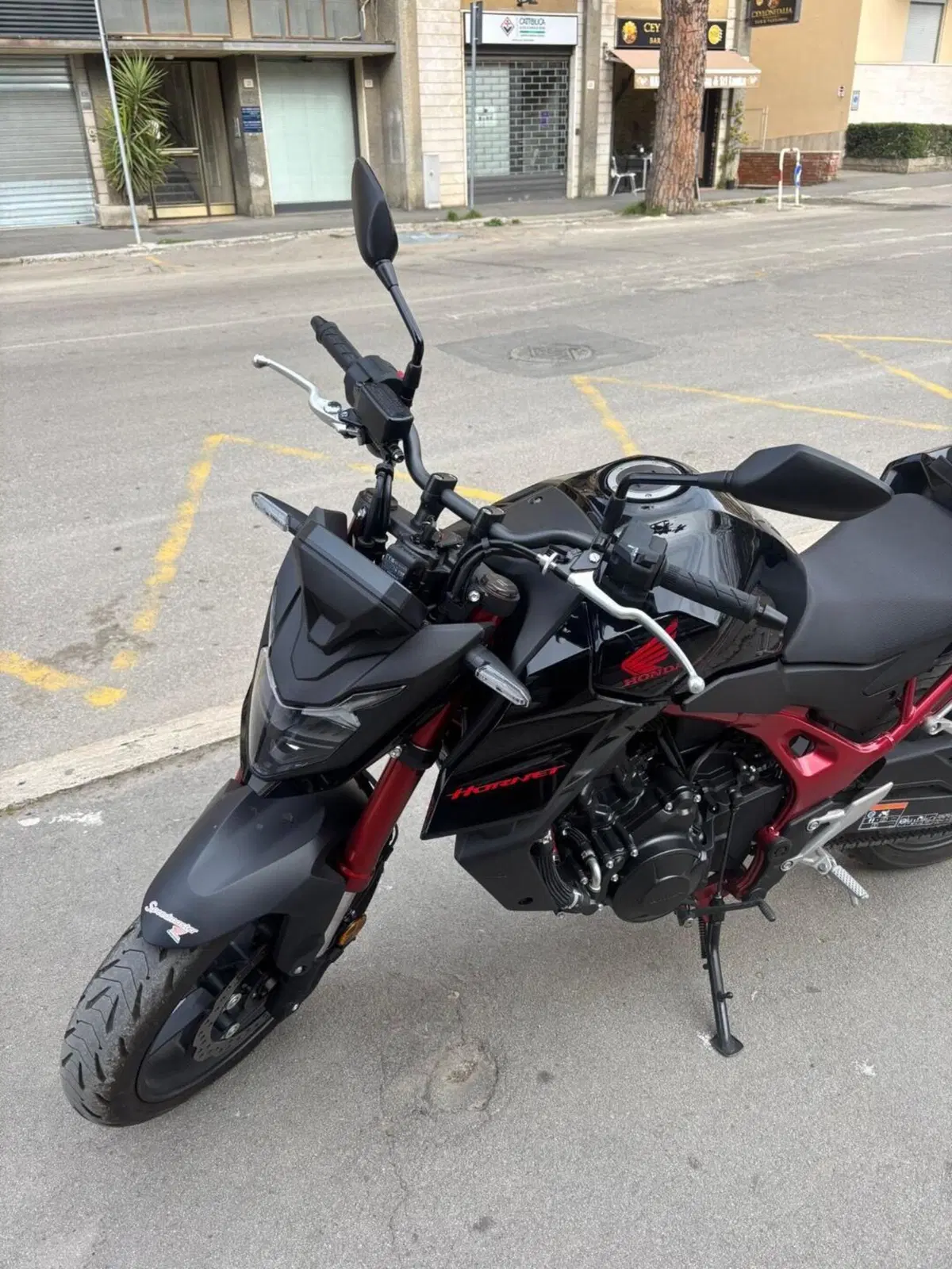 Honda CB 750 Hornet (2023 - 24) (2)