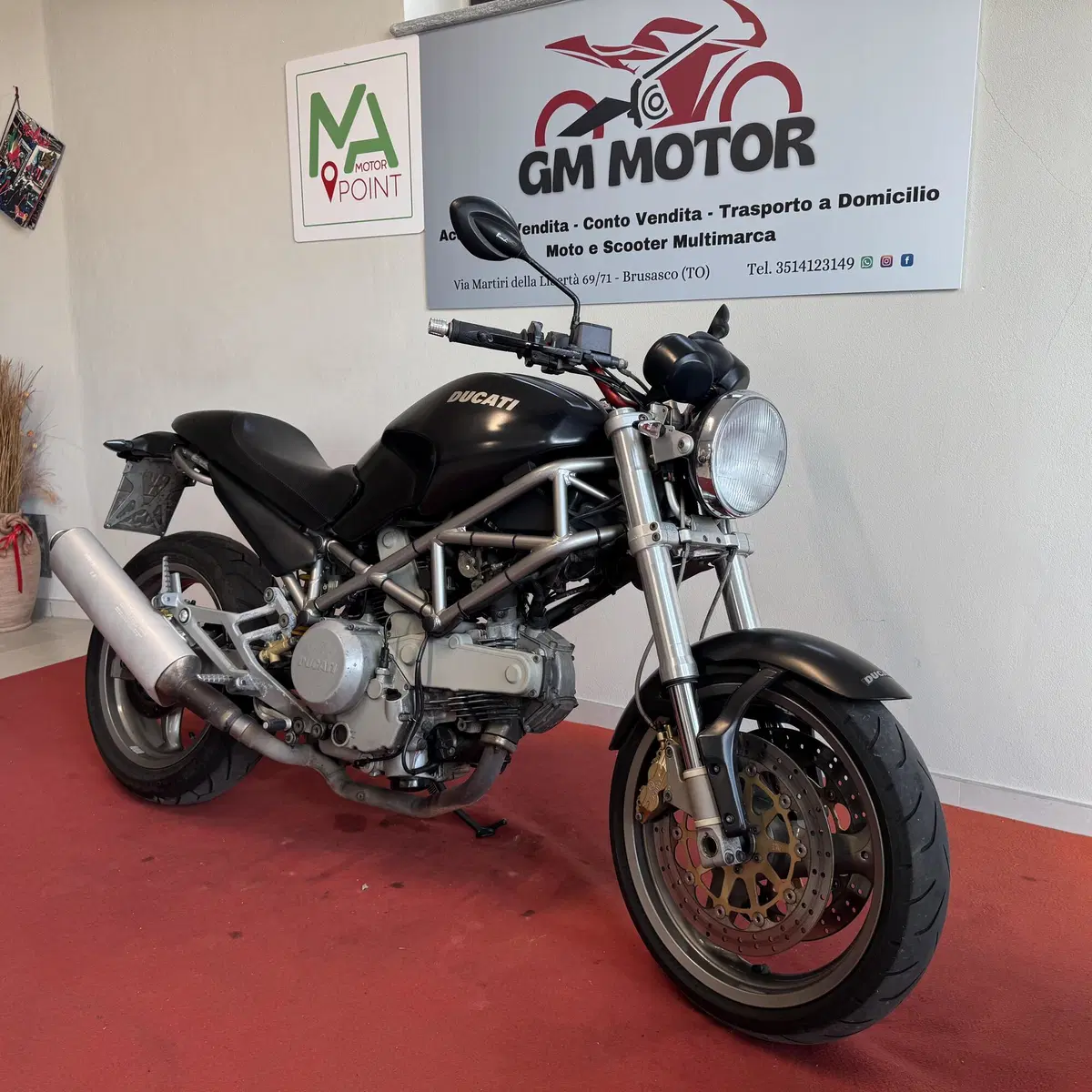 Ducati Monster 620 I.E. Dark (2002) (2)