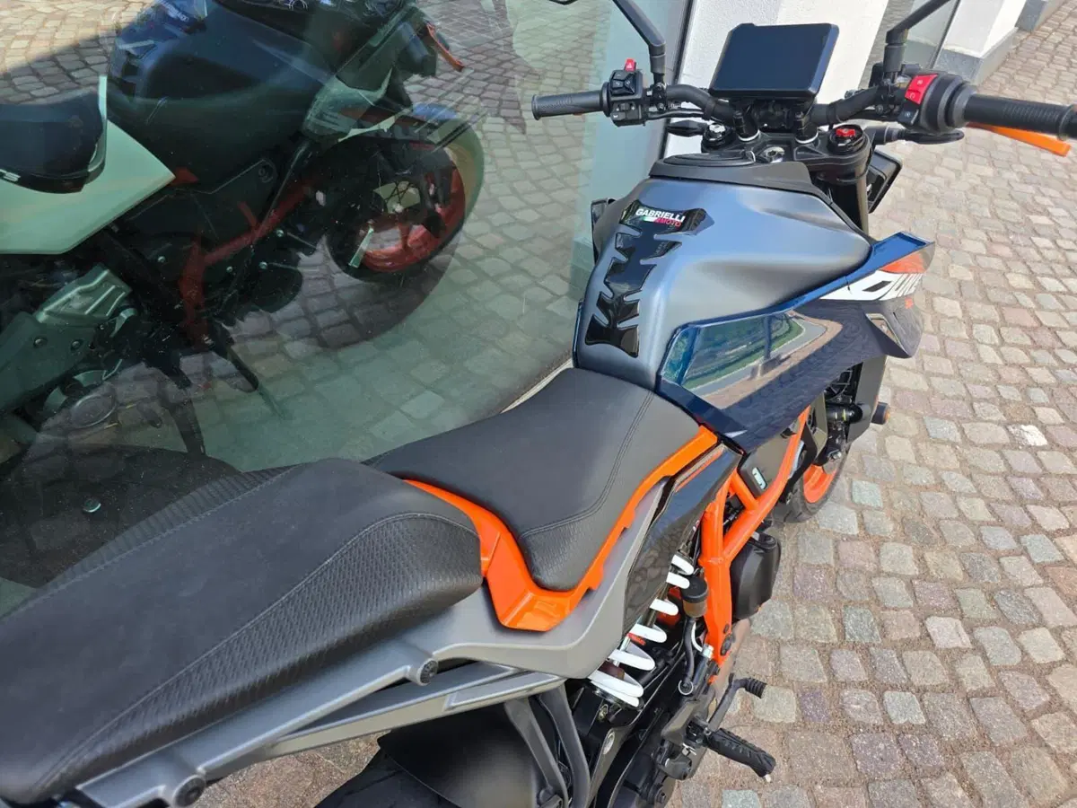 KTM 390 Duke (2024 - 25) (11)