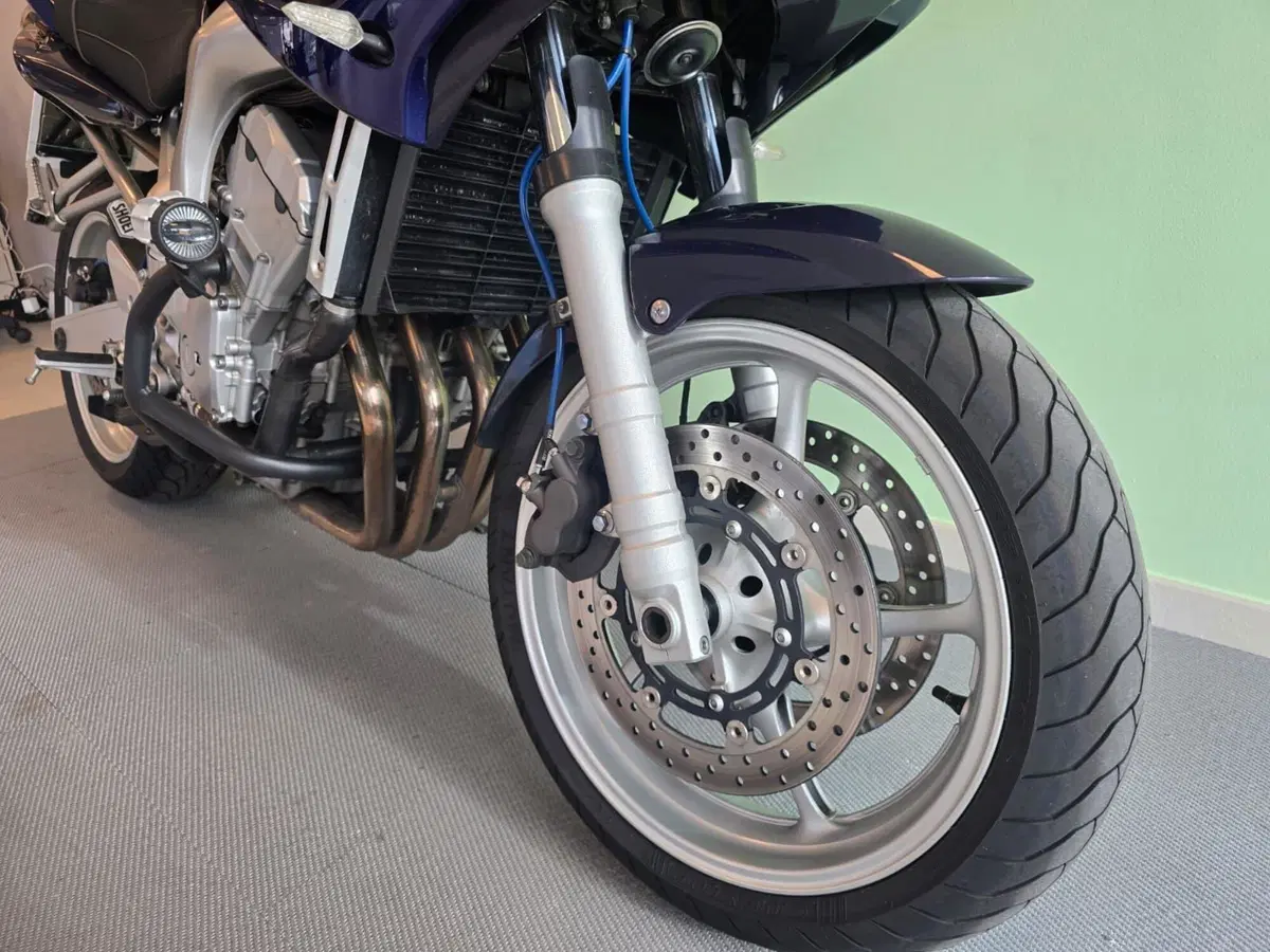 Yamaha FZ6 Fazer (2004 - 07) (8)