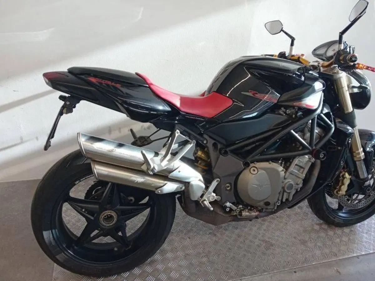 MV Agusta Brutale 989 R (6)