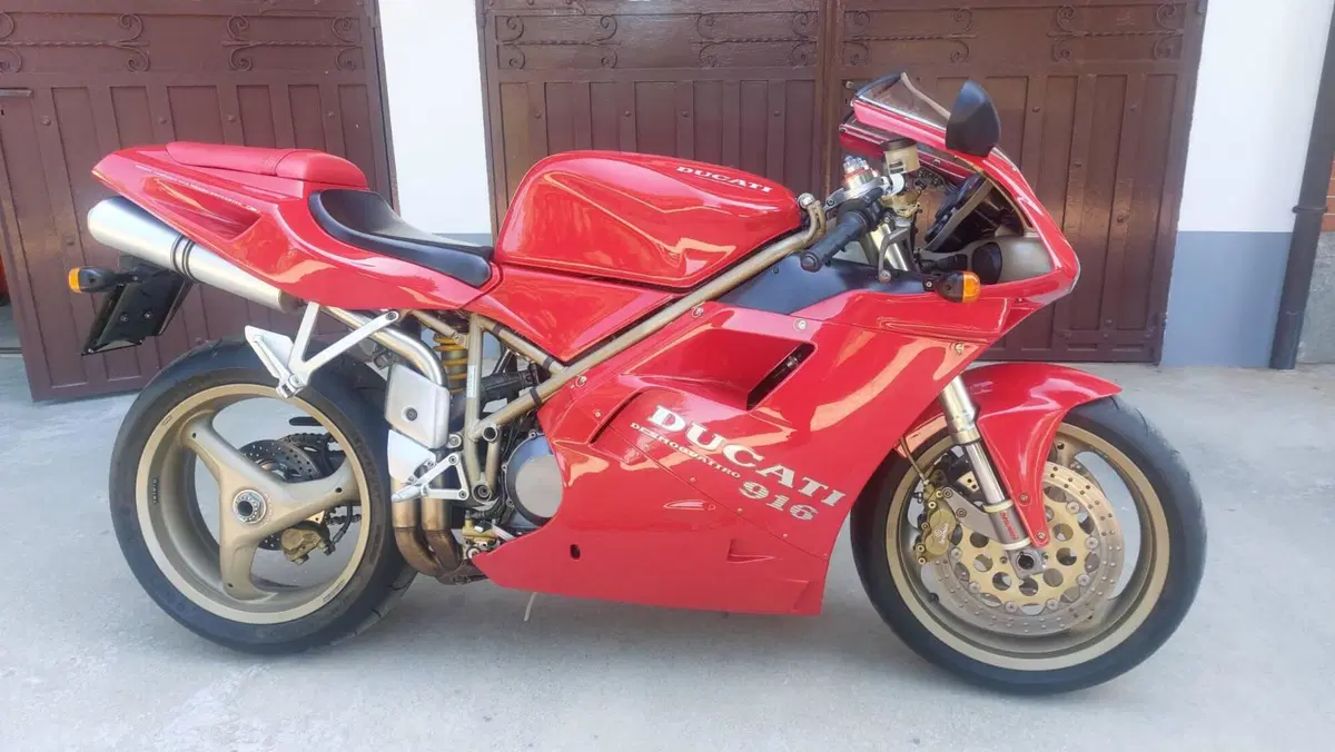 Ducati 916 (2)
