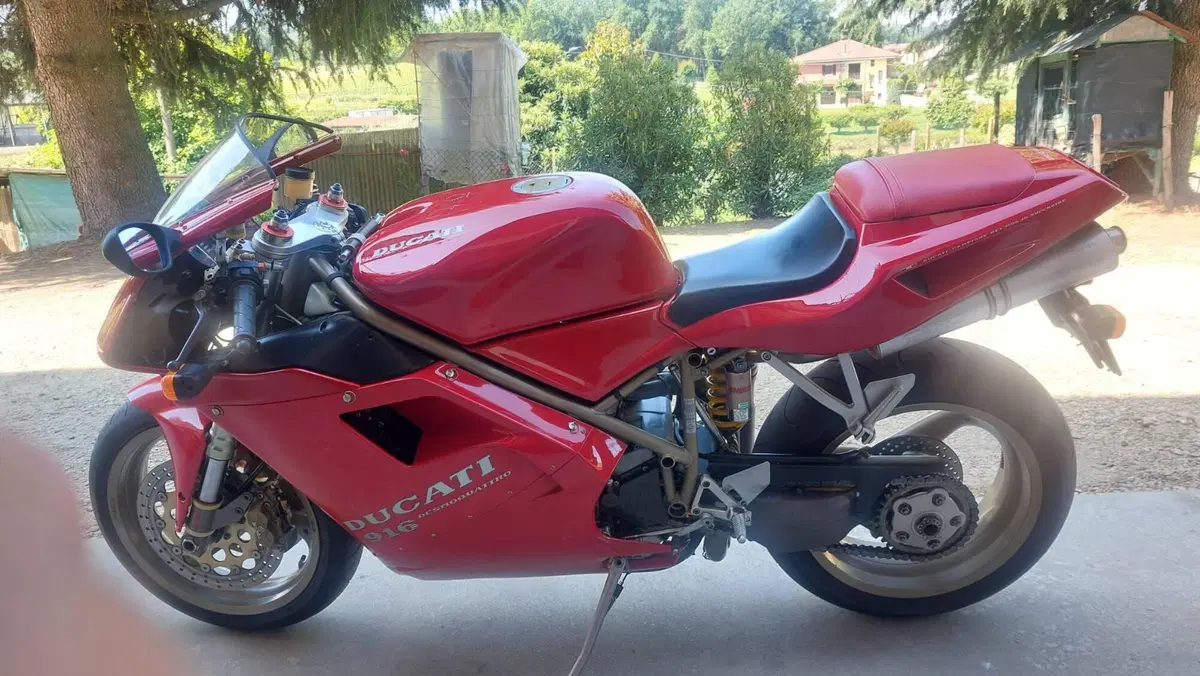 Ducati 916 (3)