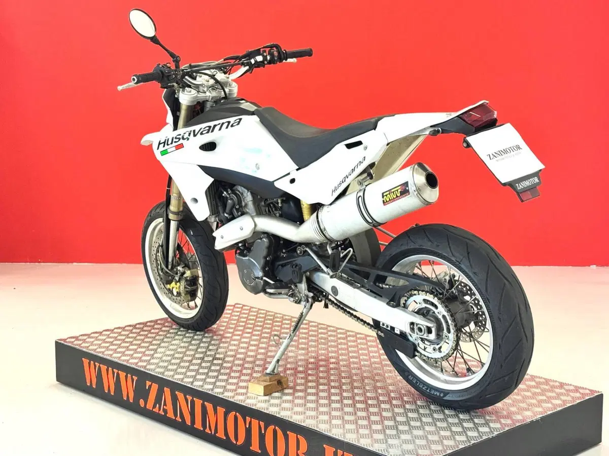 Husqvarna SM 610 (2006) (6)