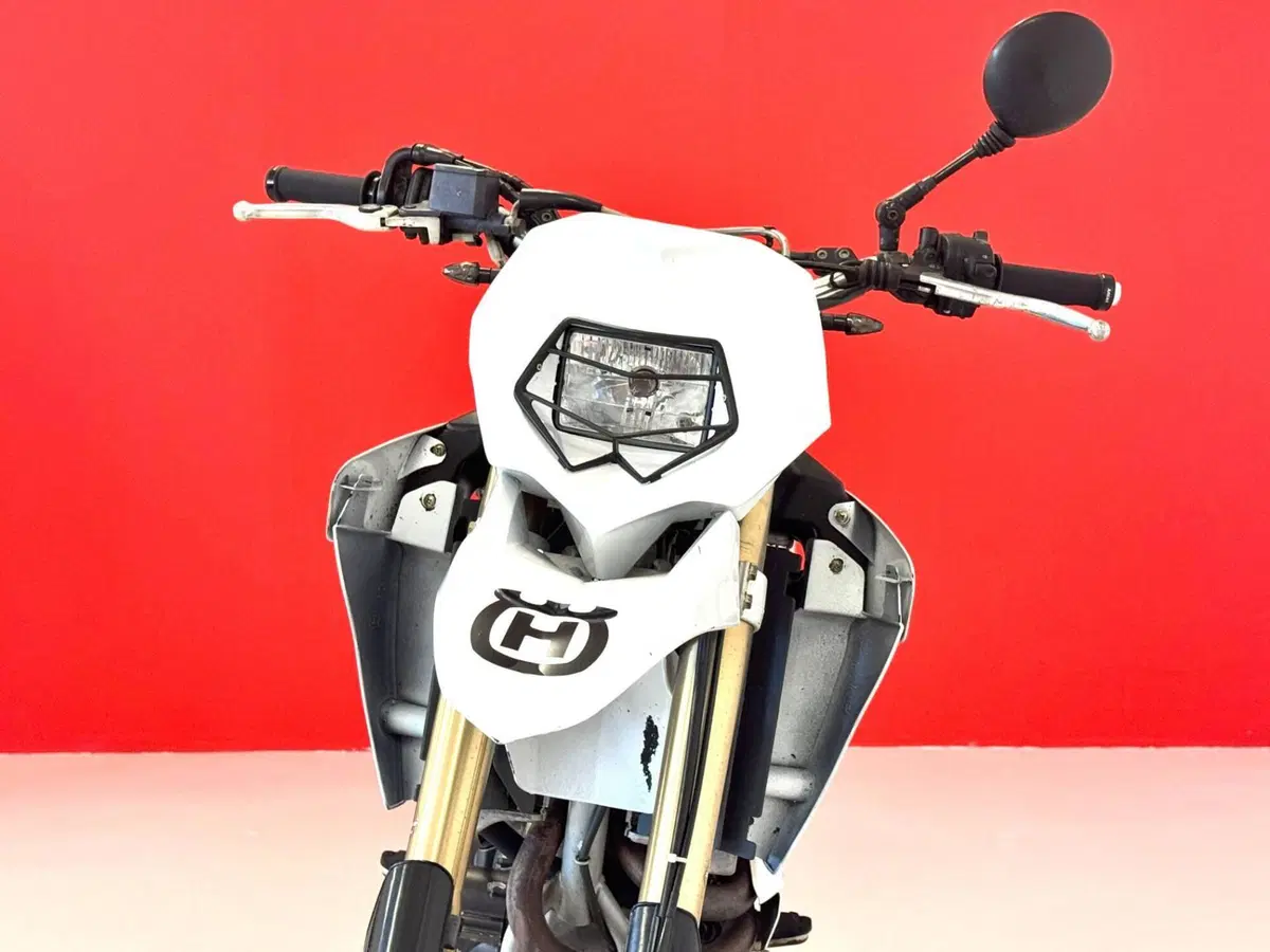 Husqvarna SM 610 (2006) (13)