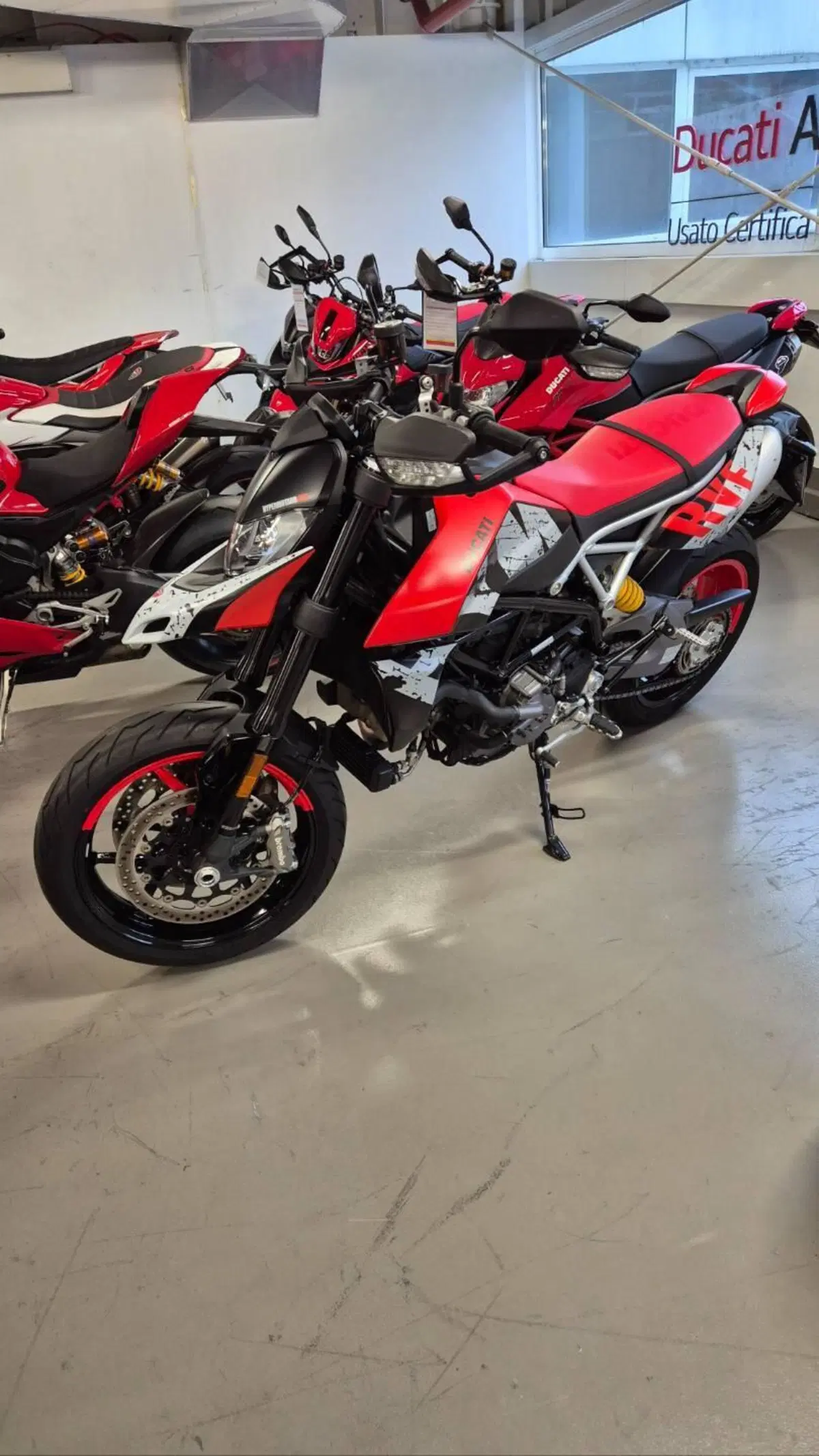 Ducati Hypermotard 950 RVE (2022 - 25) (6)