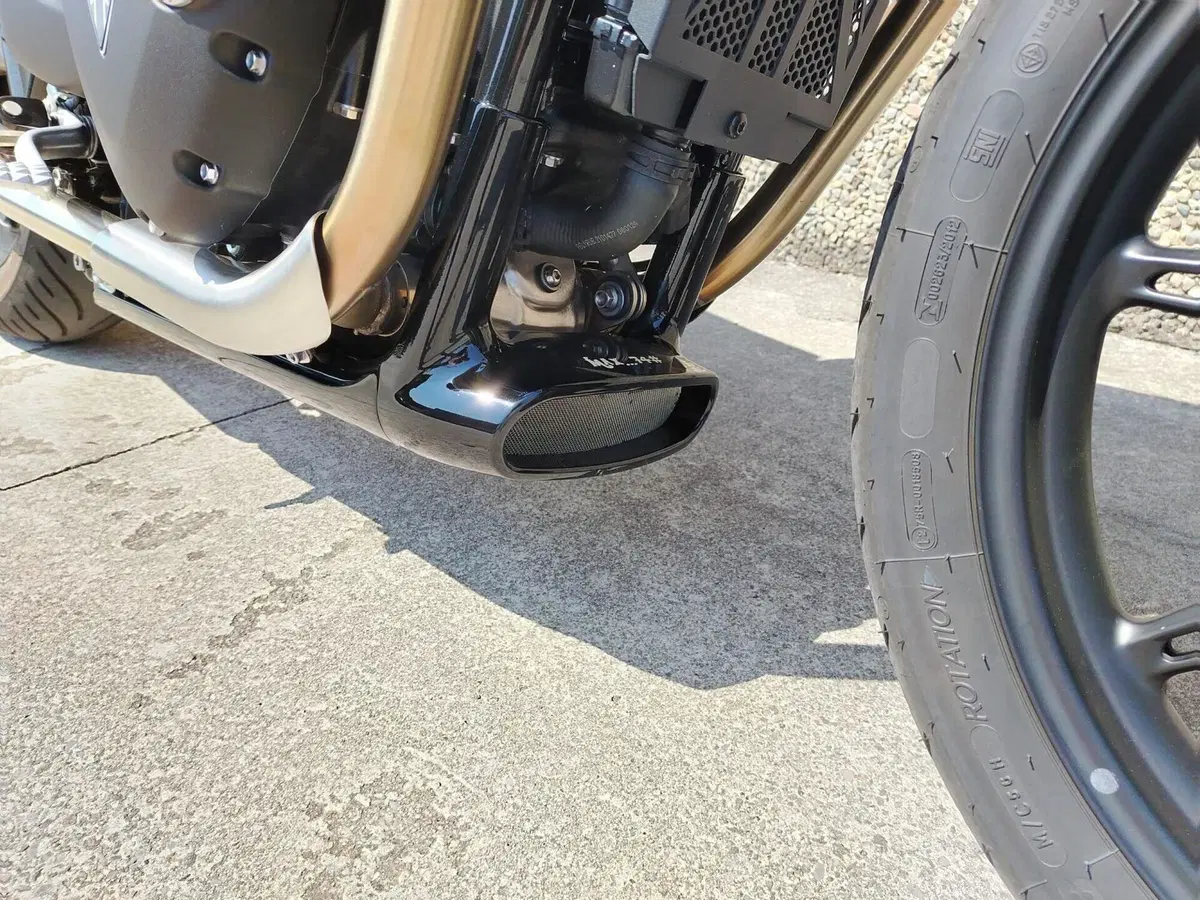 Triumph Speed Twin 900 (2025 - 26) (13)
