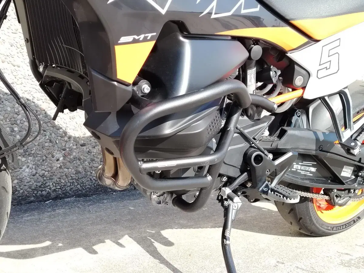 KTM 890 SMT (2023 - 25) (5)