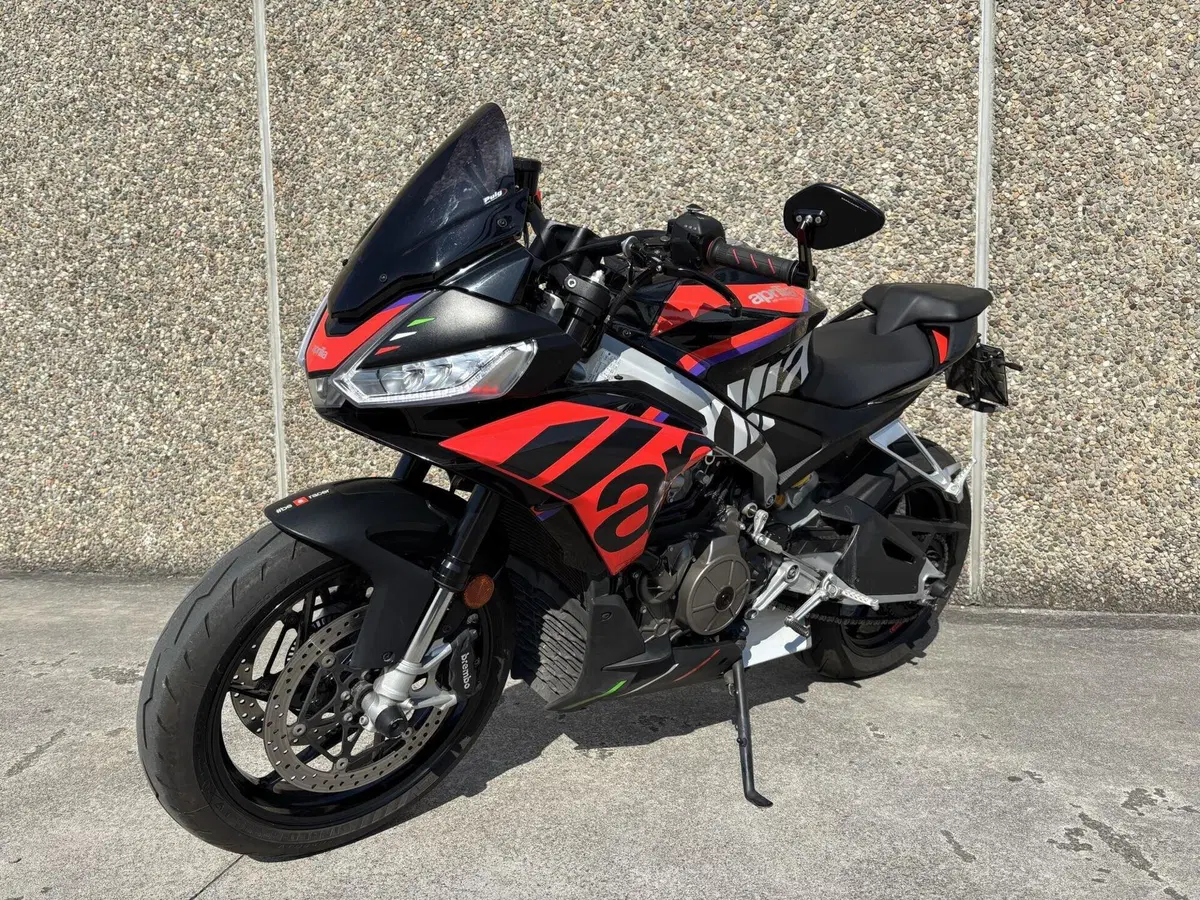 Aprilia Tuono 660 Factory (2022 - 24) (3)