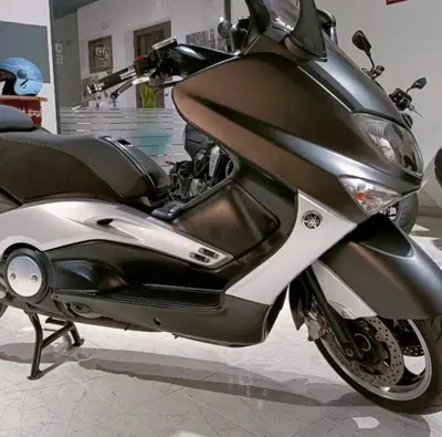 Yamaha T-Max 500 Black Max (2006 - 07) usata