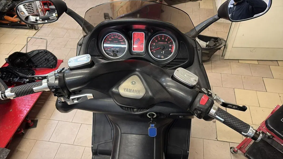 Yamaha T-Max 500 Black Max (2006 - 07) (5)