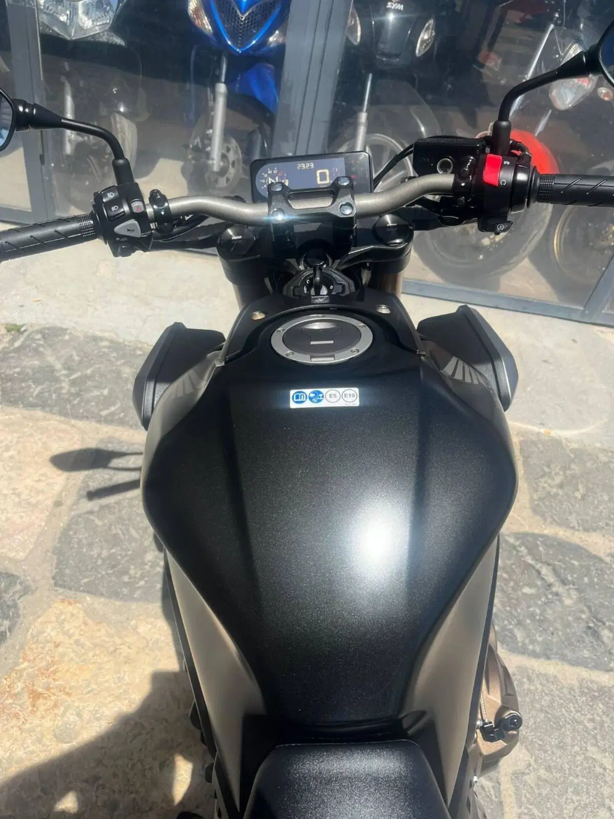 Honda CB 650 R (2021 - 23) (4)