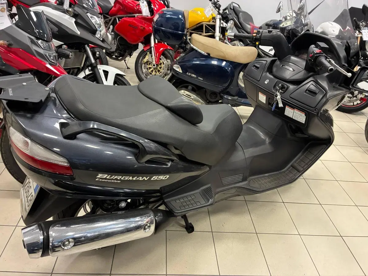 Suzuki Burgman AN 650 Executive ABS (2006 - 12) (5)