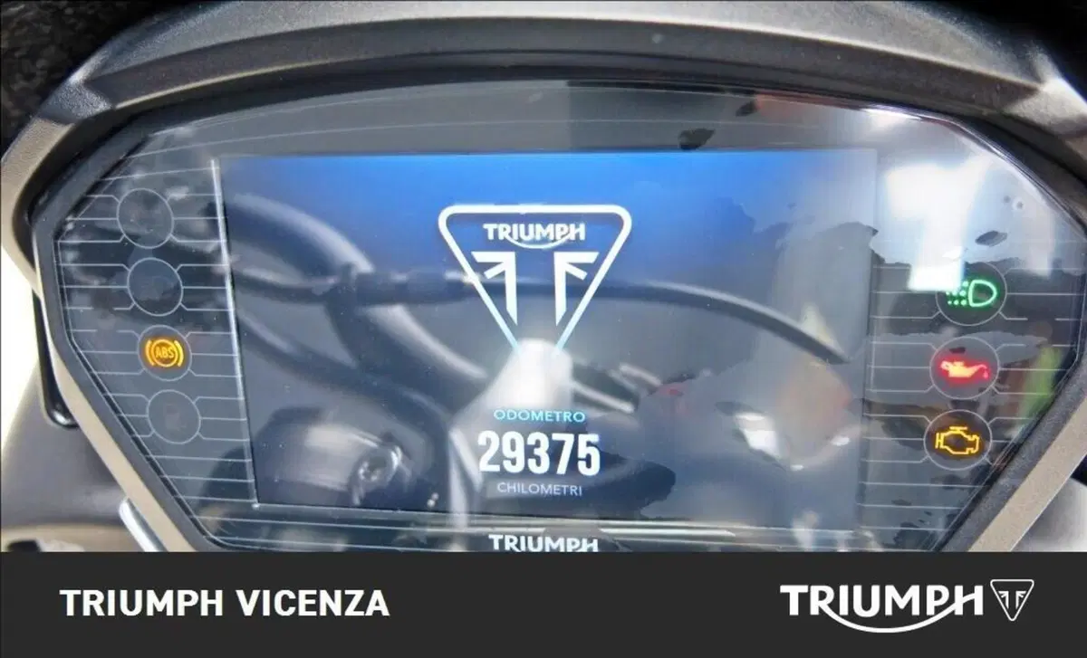 Triumph Street Triple RS (2017 - 19) (8)