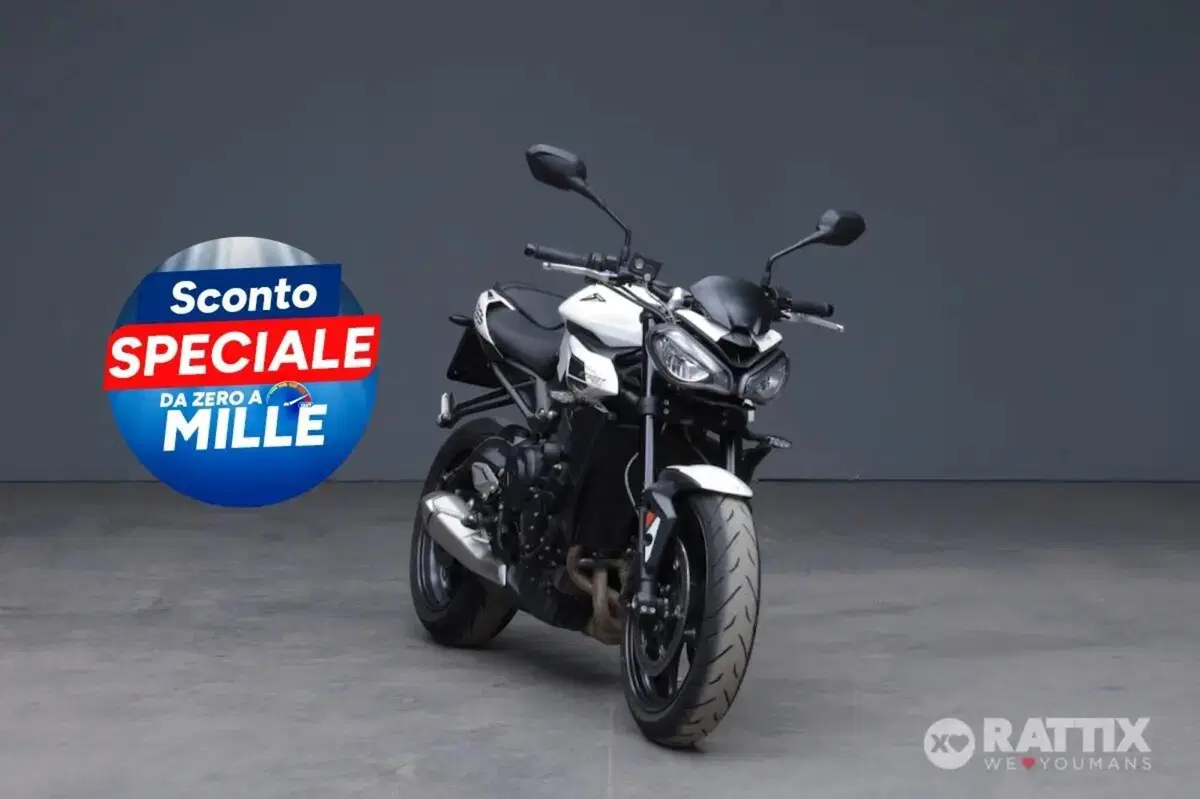 Triumph Street Triple 765 R (2023 - 26)
