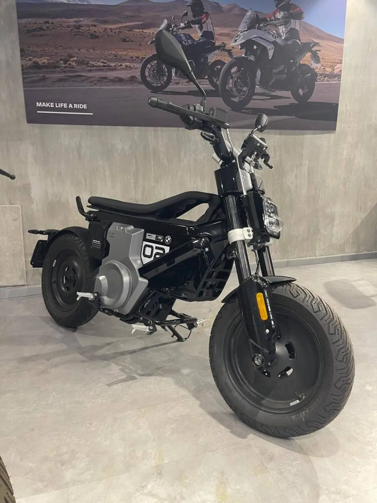 Bmw CE 02 AM (2024 - 26) (3)