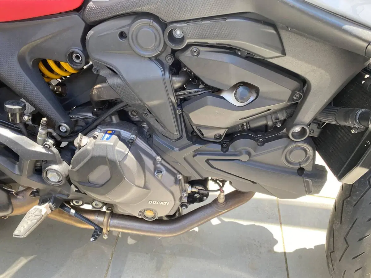 Ducati Monster 937 (2021 - 25) (9)