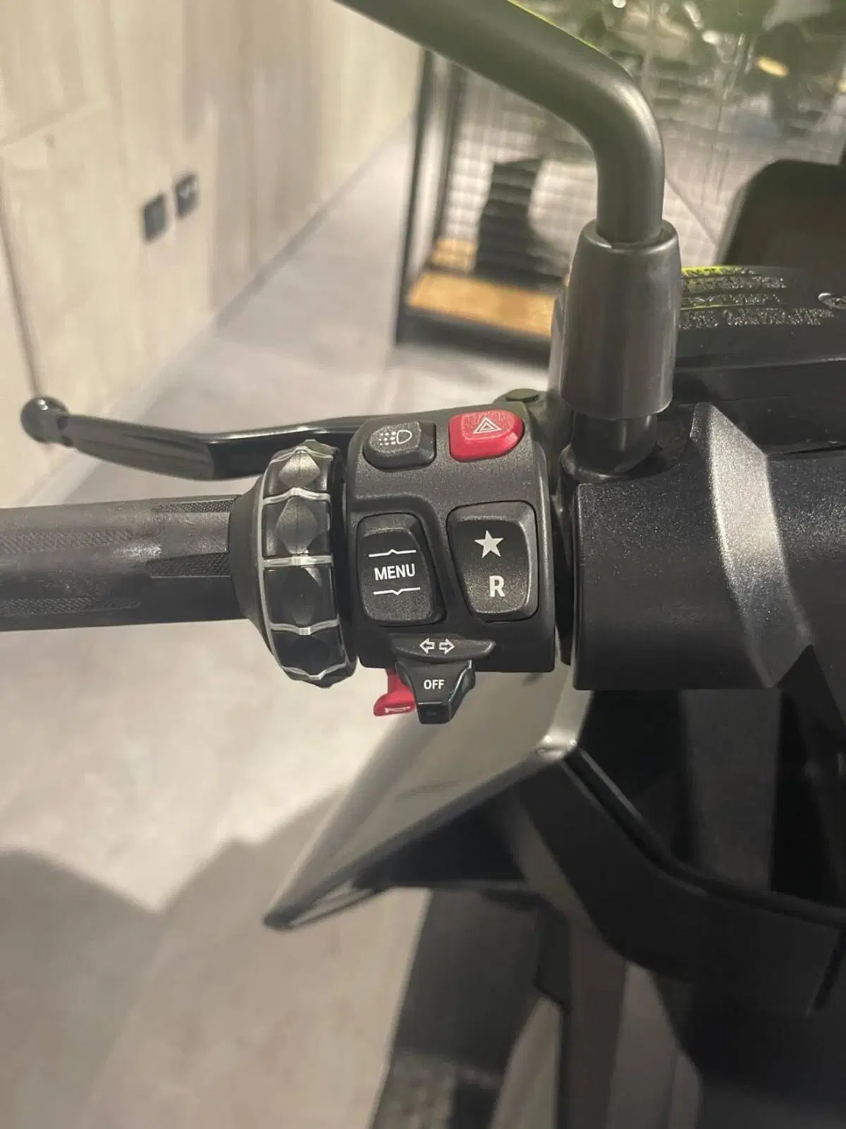 Bmw CE 04 (2021 - 25) (6)