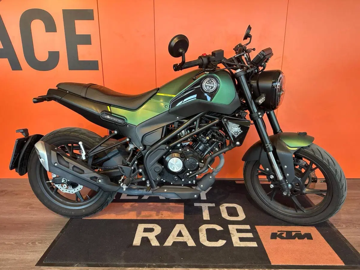Benelli Leoncino 125 (2022 - 25)