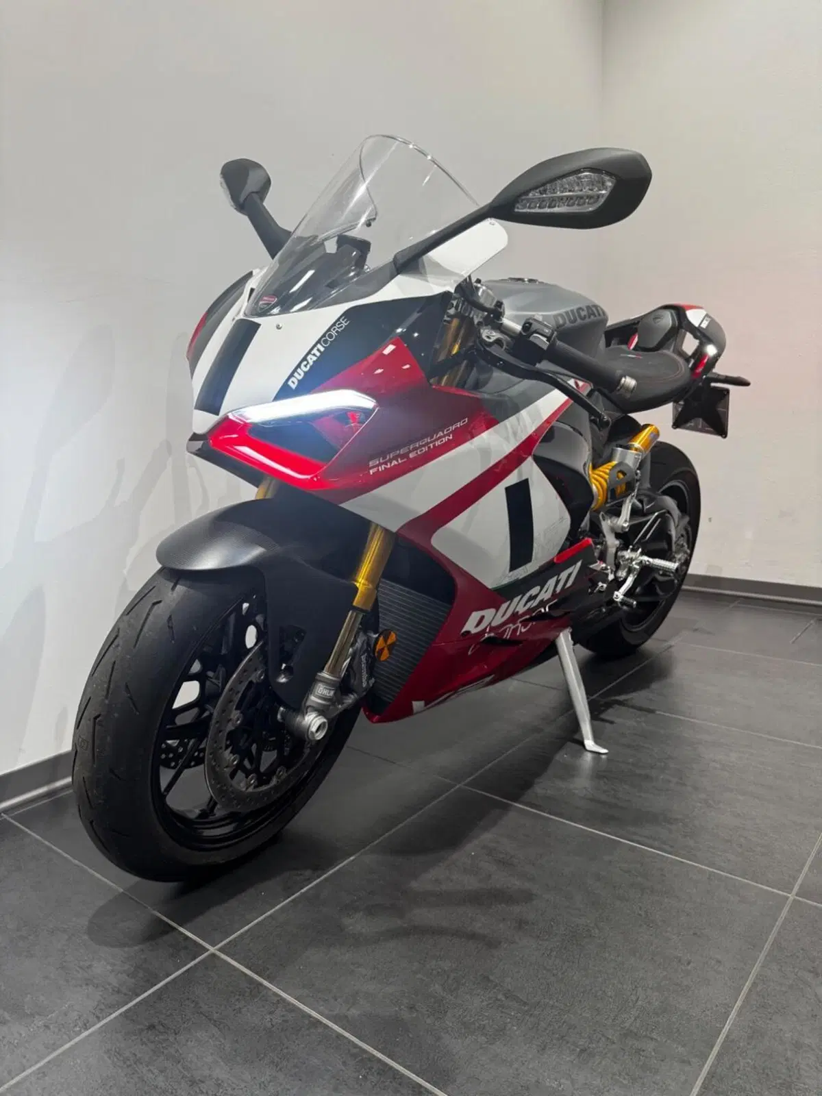 Ducati Panigale V2 Superquadro Final Edition (2024) (3)