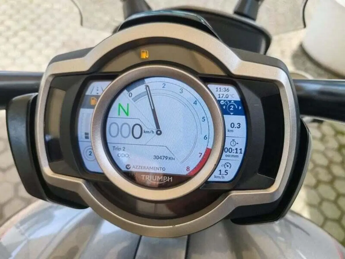 Triumph Rocket 3 GT (2021 - 24) (4)