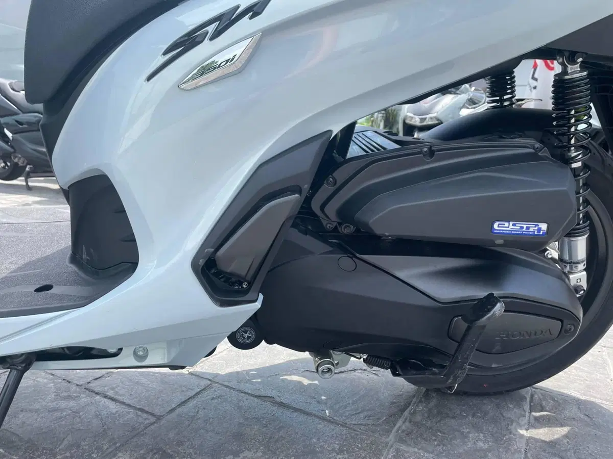Honda SH 350i GT (2025 - 26) (3)