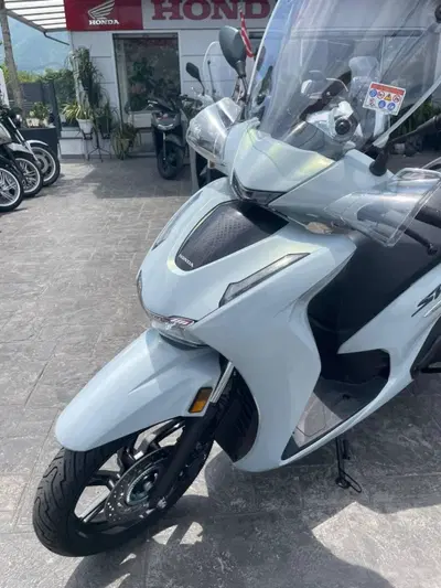 Honda SH 350i GT (2025 - 26) usata
