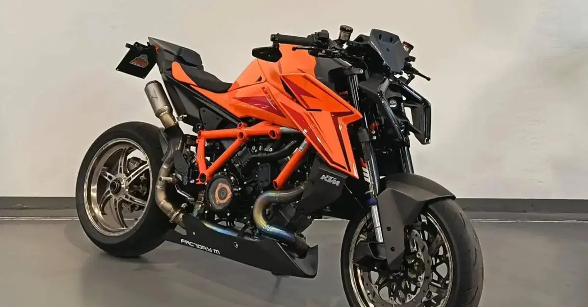 KTM 1390 Super Duke R EVO: l'usato del giorno di Moto.it [GALLERY]